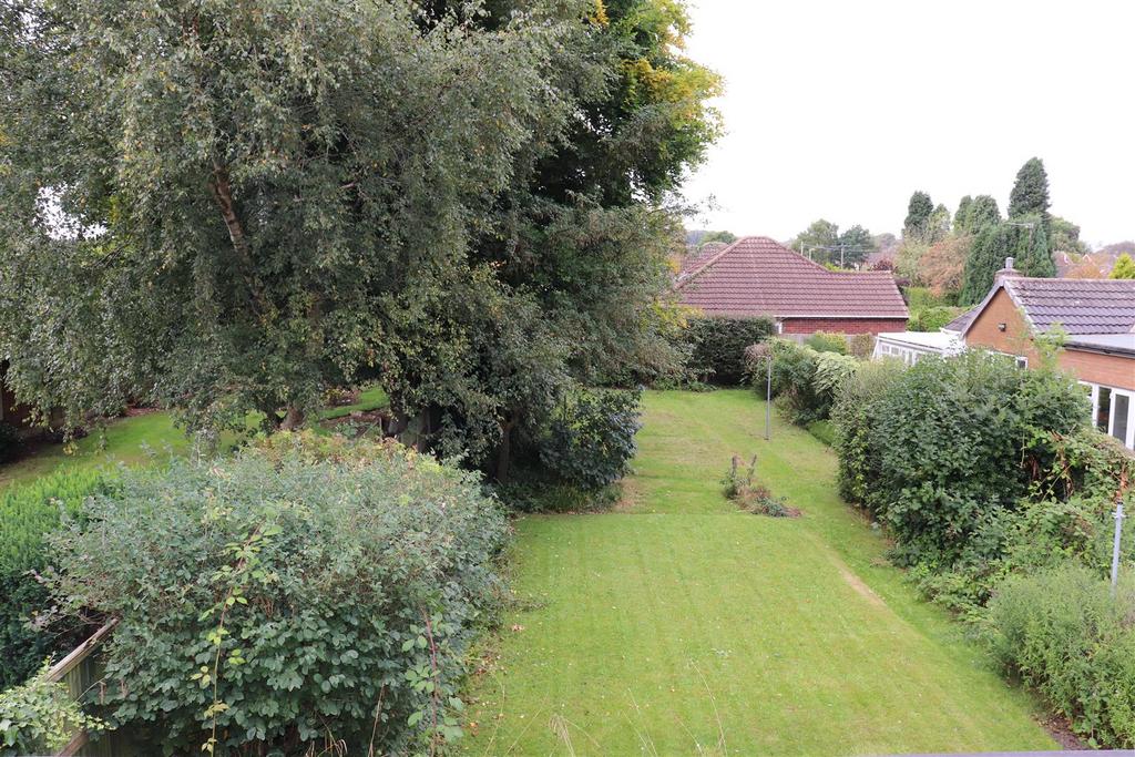 Large rear garden