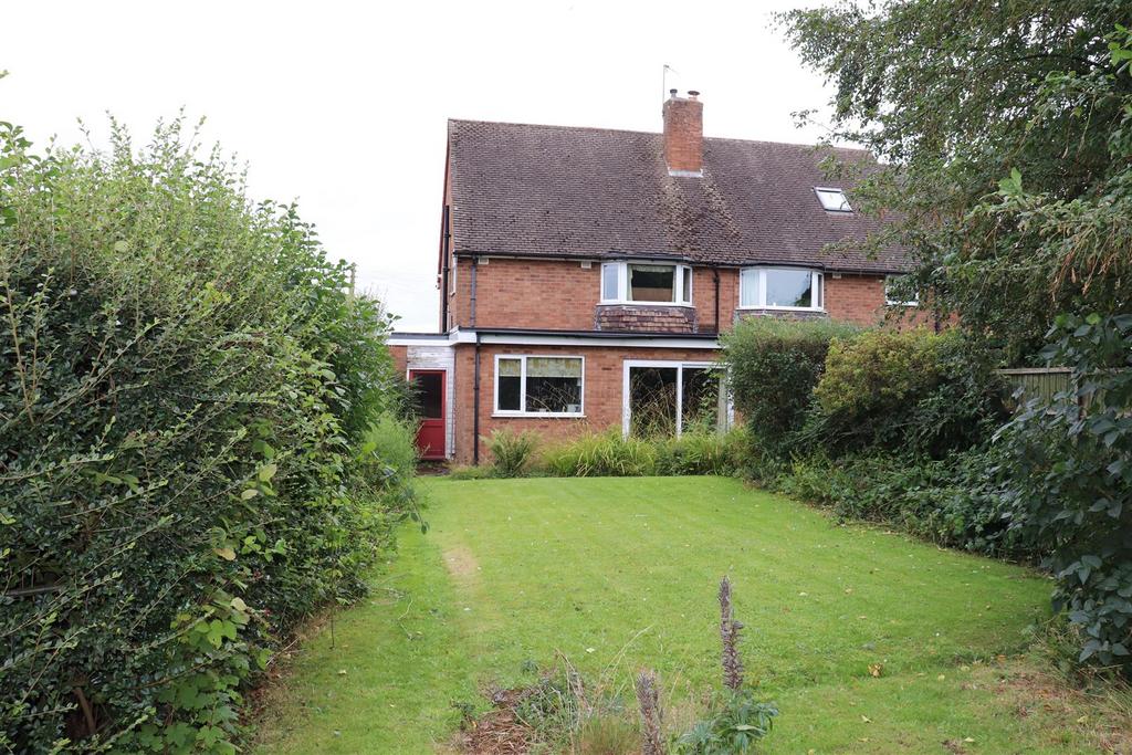 Large rear garden