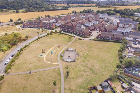 17 Choir Close, Wainscott, Rochester, ME3 8FQ
