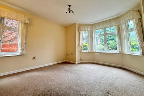 2 bedroom flat for sale, Turnberry, West Monkseaton, Whitley Bay, NE25  9NZ