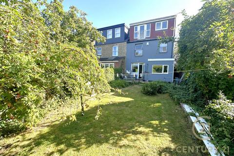 65 Howard Road, New Malden, KT3 4EB