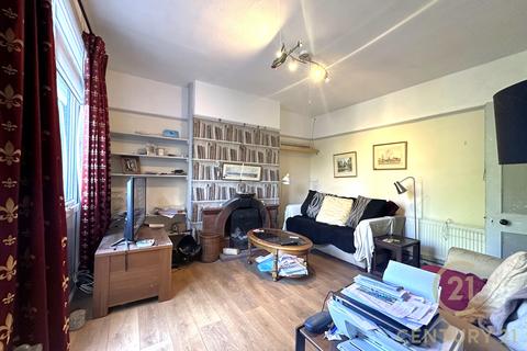 65 Howard Road, New Malden, KT3 4EB