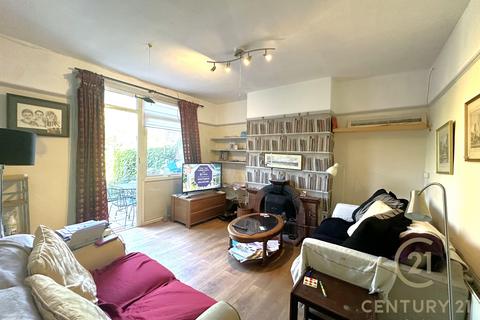65 Howard Road, New Malden, KT3 4EB
