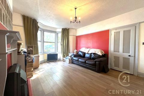 65 Howard Road, New Malden, KT3 4EB