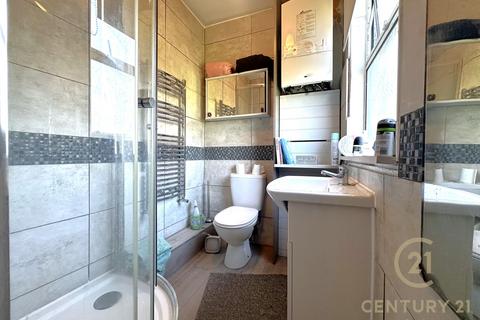 65 Howard Road, New Malden, KT3 4EB