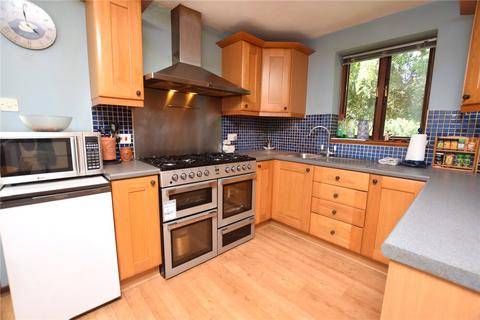 3 bedroom end of terrace house for sale, Maltings Close, Bures, CO8