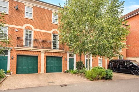 4 bedroom townhouse for sale, St Gabriel's, Wantage, OX12