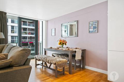 2 bedroom apartment for sale, Scarlet Close, London E20