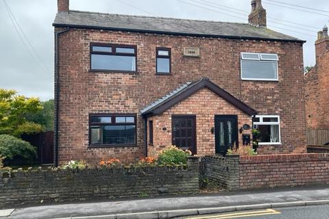 2 bedroom semi-detached house for sale, Wigan Road, Westhead, Ormskirk, L40 6HZ