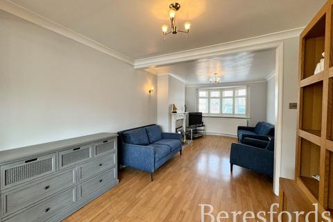 3 bedroom terraced house for sale, Newtons Close, Rainham, RM13