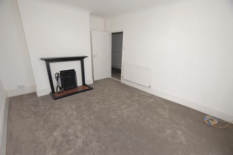 1 bedroom flat for sale, Hillside Street, Hythe, CT21