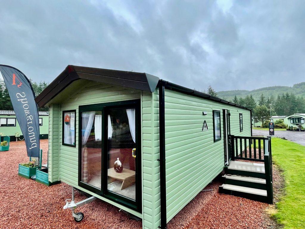 Loch Awe Holiday Park   33320