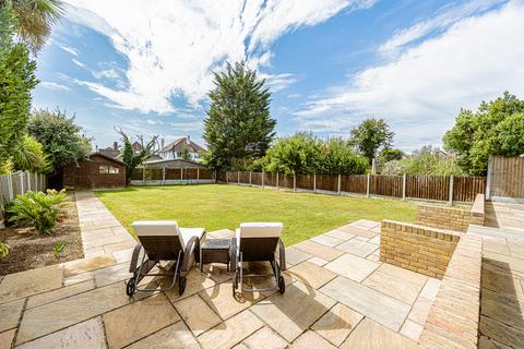 4 bedroom detached house for sale, Westcliff-on-sea SS0