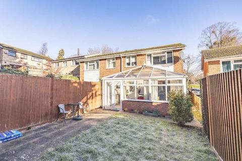 229 Clare Road, Maidenhead, SL6 4DL