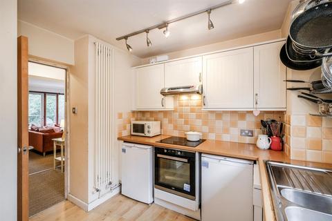 Flat 3, Buxton House Buxton Drive, London, E11 1PH