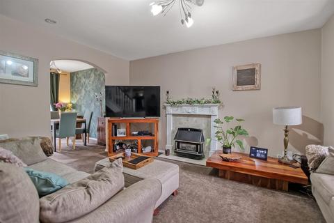 8 Curlew Close, Faverdale, Darlington, DL3 0EQ