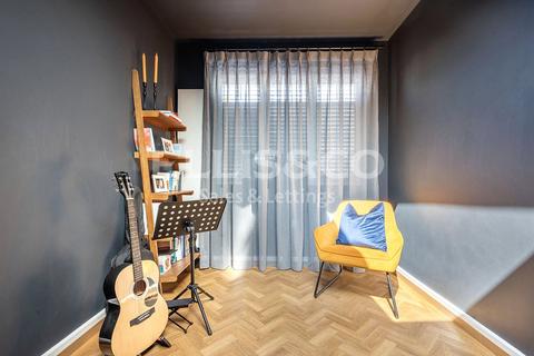 14 Cranmer Road, Edgware, HA8 8UB