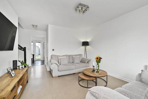 24 Dolphingstone Way, Prestonpans, EH32 9QX