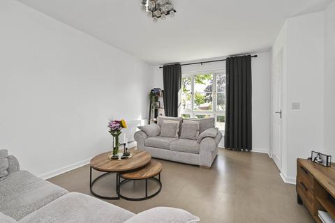 24 Dolphingstone Way, Prestonpans, EH32 9QX