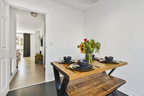 24 Dolphingstone Way, Prestonpans, EH32 9QX