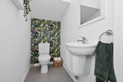 24 Dolphingstone Way, Prestonpans, EH32 9QX