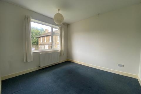 1 Snape Drive, Bradford, BD7 4LZ