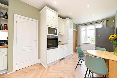 326 Derbyshire Lane, Sheffield, S8 8SF
