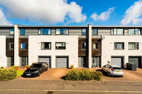 5 bedroom townhouse for sale, Burnbrae Grove, Edinburgh EH12