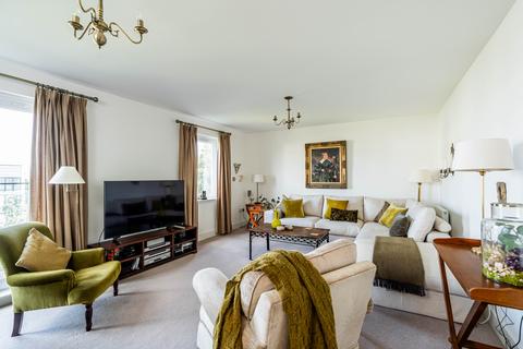 8 Burnbrae Grove, Edinburgh, EH12 8BF