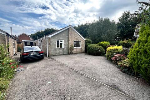 3 bedroom detached bungalow for sale, The Links, Coleford GL16