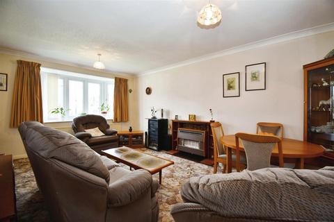 10 Apple Tree Close, Hull, HU8 0EQ