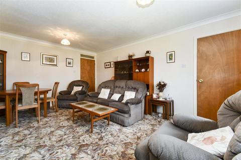 10 Apple Tree Close, Hull, HU8 0EQ