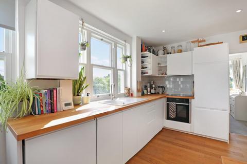 2 bedroom flat for sale, Devonshire Road, London, SE23