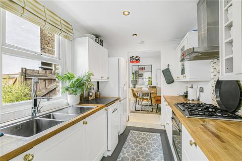 2 bedroom semi-detached house for sale, Wendover Road, Staines-upon-Thames, Surrey, TW18