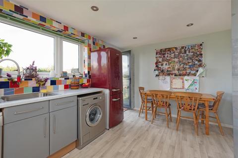 3 bedroom end of terrace house for sale, All Saints Close, Whitstable