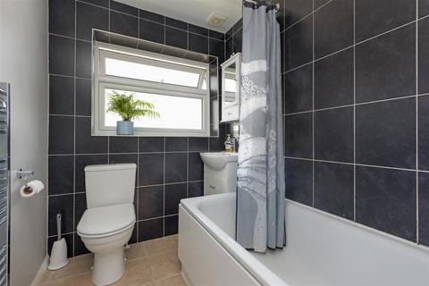 46 All Saints Close, Whitstable, CT5 1SD