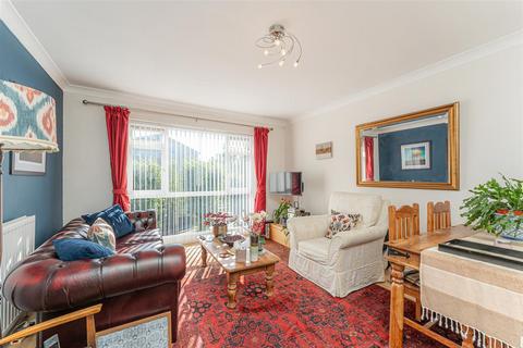 2 bedroom flat for sale, Abbey Road, Enfield