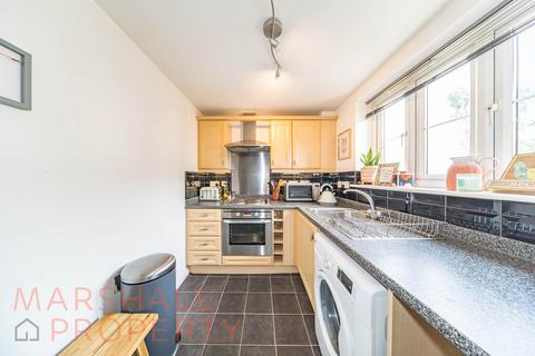 2 bedroom flat for sale, Applewood Court, Halewood Village, L26 6BQ