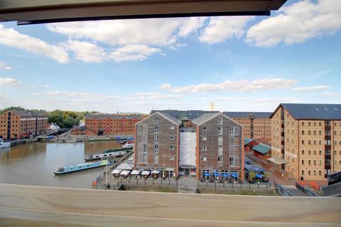 2 bedroom apartment for sale, Vinings Warehouse, Gloucester Docks