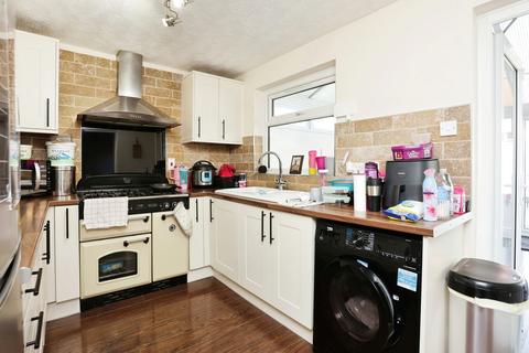 3 bedroom terraced house for sale, Kingfisher Road, Loughborough LE12