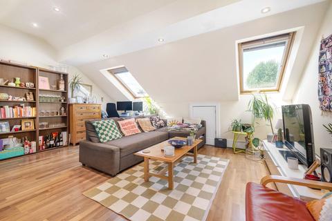 1 bedroom flat for sale, Leander Road, SW2