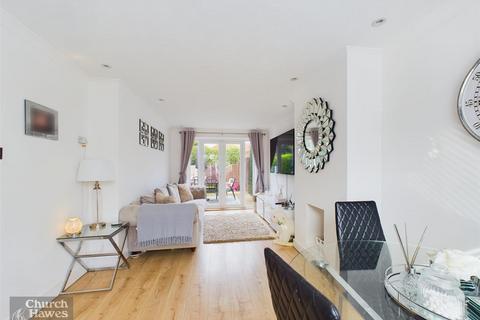 5 Cedar Chase, Heybridge, Maldon, CM9 4NR