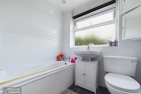 5 Cedar Chase, Heybridge, Maldon, CM9 4NR