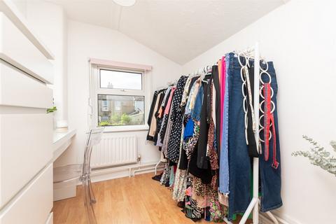 103 Singlewell Road, Gravesend, DA11 7PU
