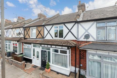 103 Singlewell Road, Gravesend, DA11 7PU