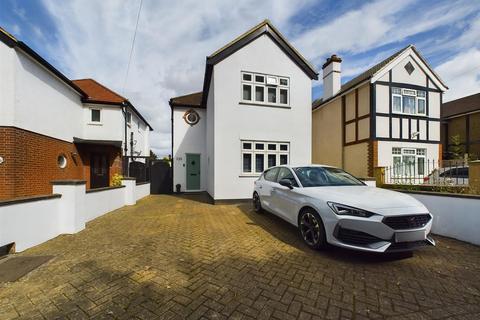 235 Coulsdon Road, Coulsdon, CR5 1EN