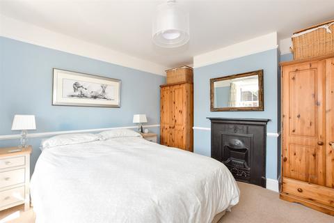 6 West Parade, Horsham, RH12 2BZ