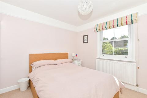 6 West Parade, Horsham, RH12 2BZ