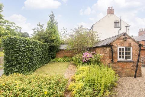 3 bedroom cottage for sale, Manor Road, Bitteswell, Lutterworth