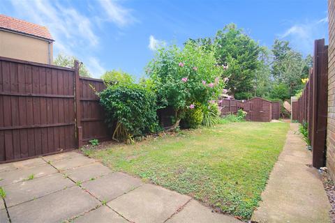 3 bedroom terraced house for sale, Brands Road, Slough